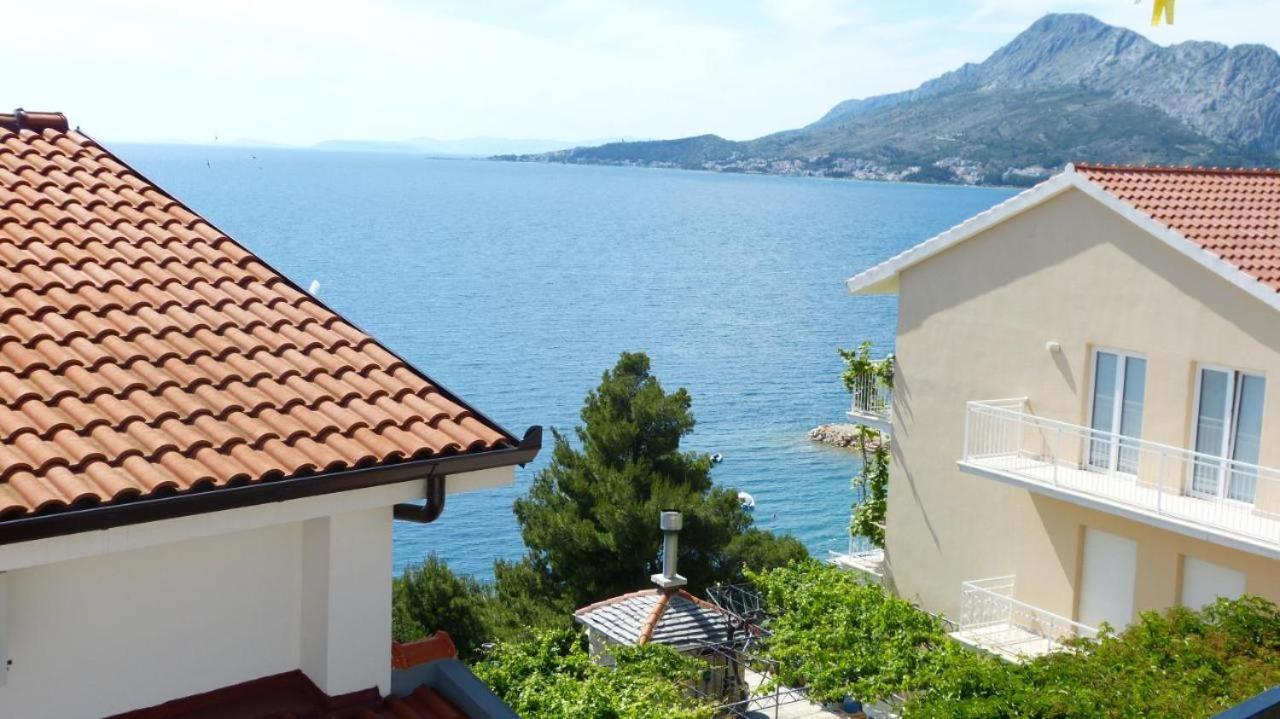 Beach Apartments Nemira Omiš Exteriör bild