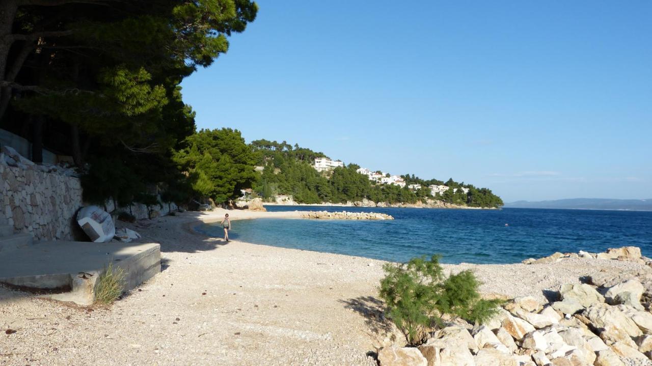 Beach Apartments Nemira Omiš Exteriör bild